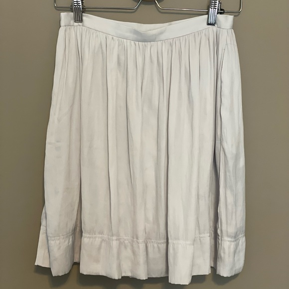 Silvery Gray Banana Republic above knee skirt - Picture 3 of 5